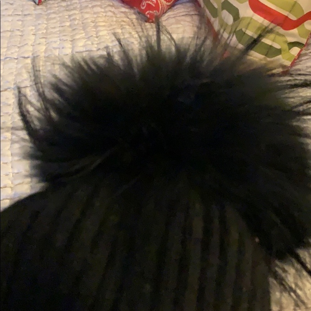 Winter hat - Picture 2 of 4